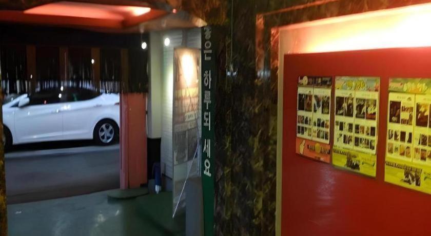 Jongro Nova Motel Сеул Екстериор снимка
